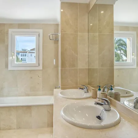 Apartment Andalucia Del Mar - Lola Flores *
